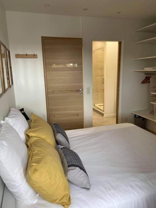 Le Kennedy 3 - Appartement Proche Hopital Chateauroux Ngoại thất bức ảnh
